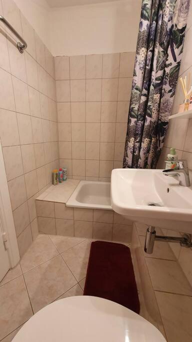 Apartment Zentral Gelegene, Ruhige 1 Am Park - Self Check In Kiel