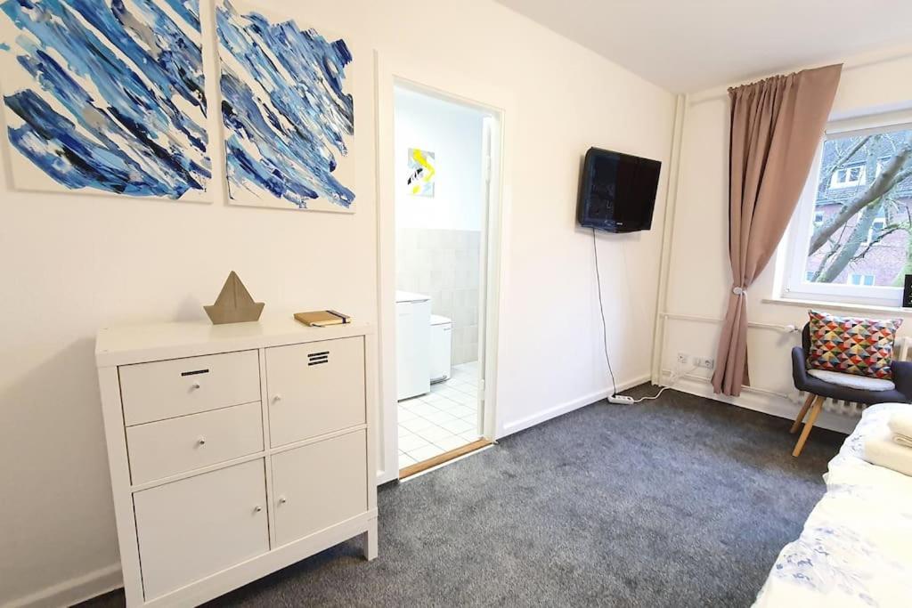Zentral Gelegene, Ruhige 1 Am Park - Self Check In Apartment Kiel